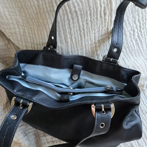 Coach Leather Bag - Black - Picture 3 of 7